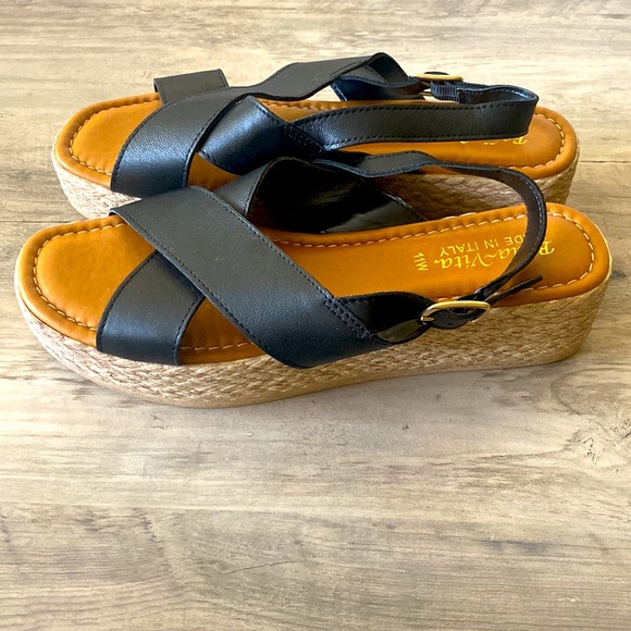 Bella Vita platform espadrilles size 11W - Picture 3 of 8